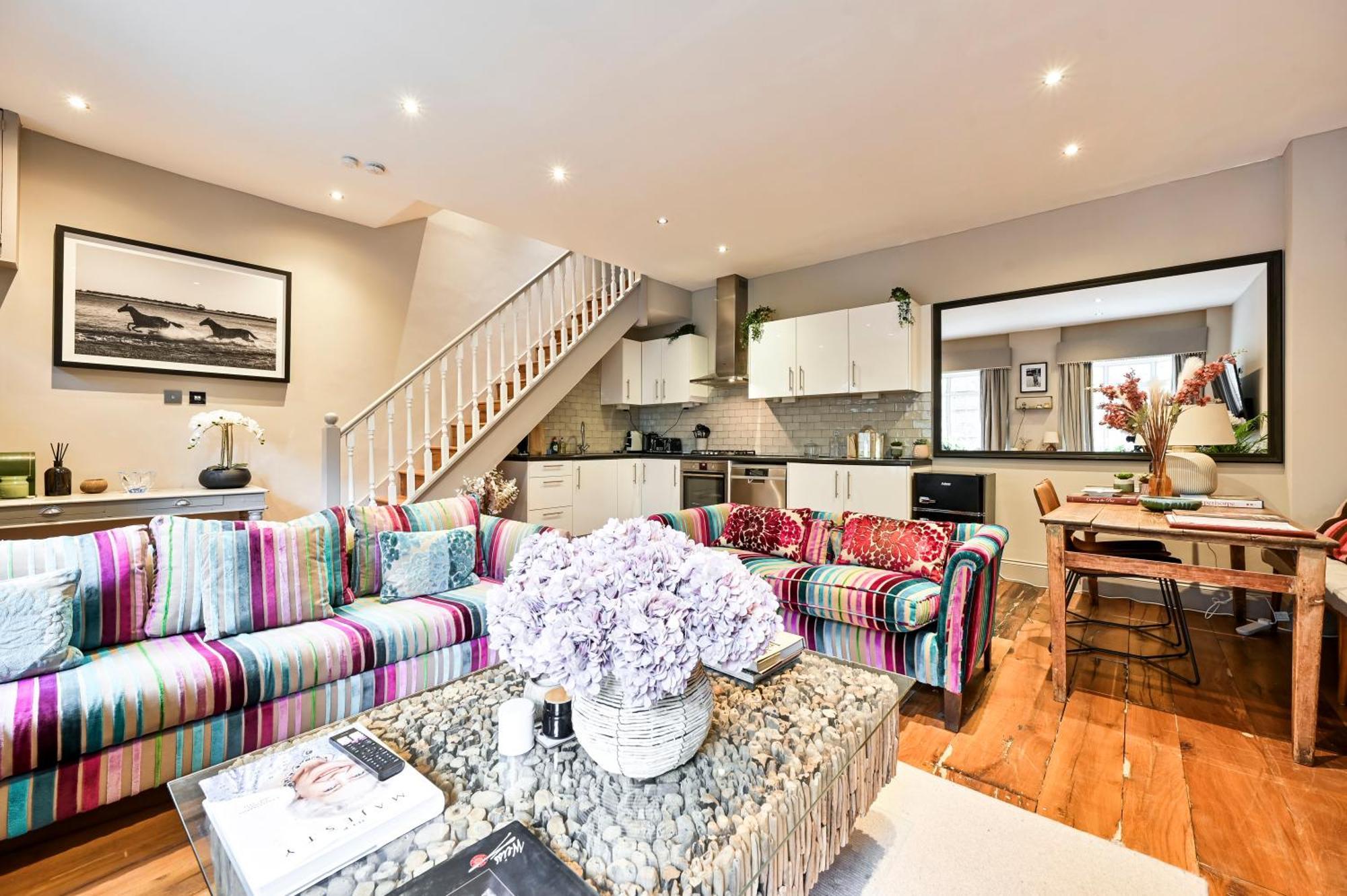 Magnificent 2 Bed Hyde Park Mews House Apartman London Kültér fotó