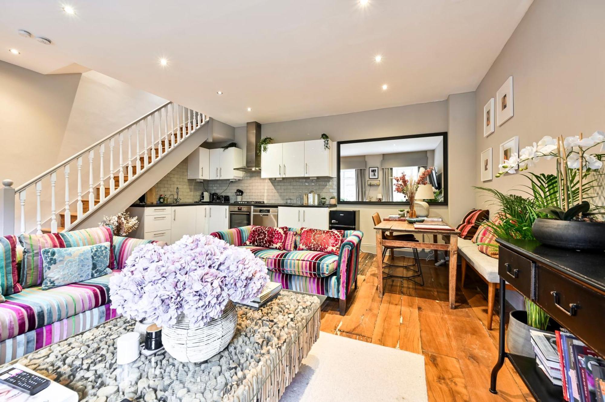 Magnificent 2 Bed Hyde Park Mews House Apartman London Kültér fotó